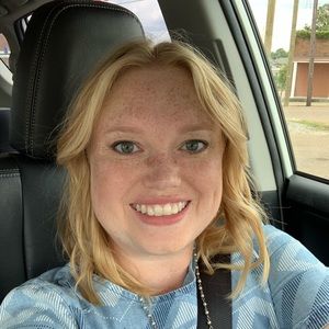 Meet your Posher, Lydia